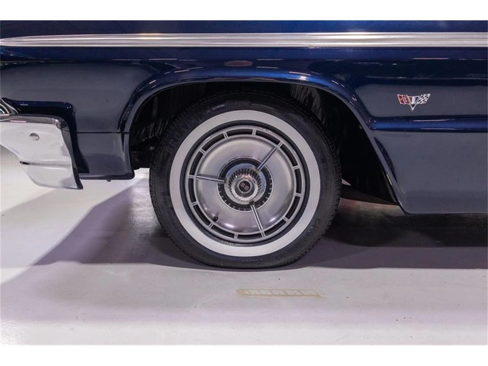 1964 Chevrolet Impala SS 3rd Gen - Image 22 of 31