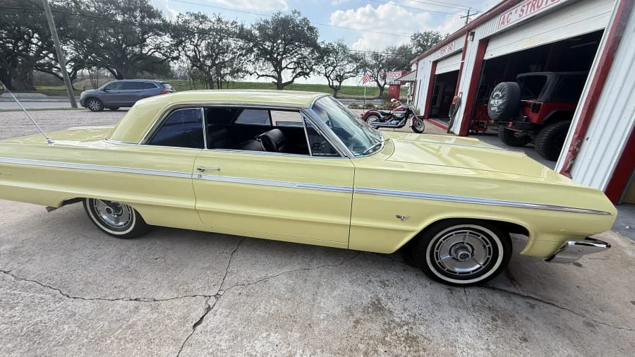 1964 Chevrolet Impala 3rd Gen - Image 14 of 31