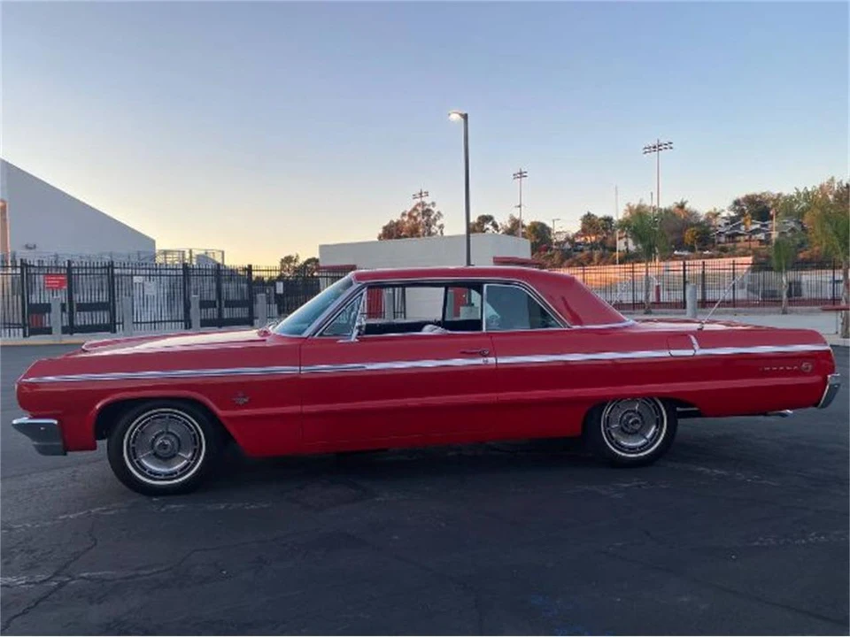 1964 Chevrolet Impala SS 3rd Gen - Image 3 of 9