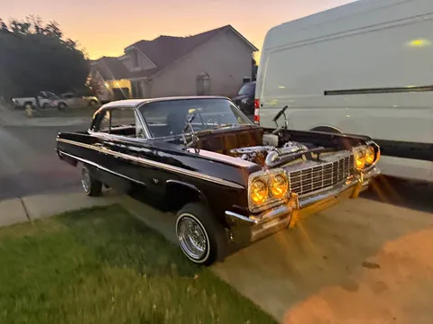 1964 Chevrolet Impala SS Sedan 4D