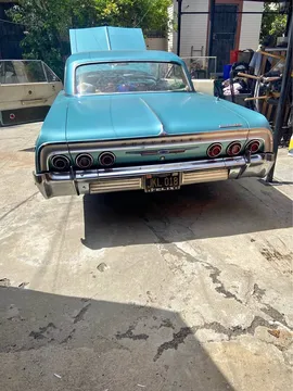 1964 Chevrolet Impala SS Sedan 4D