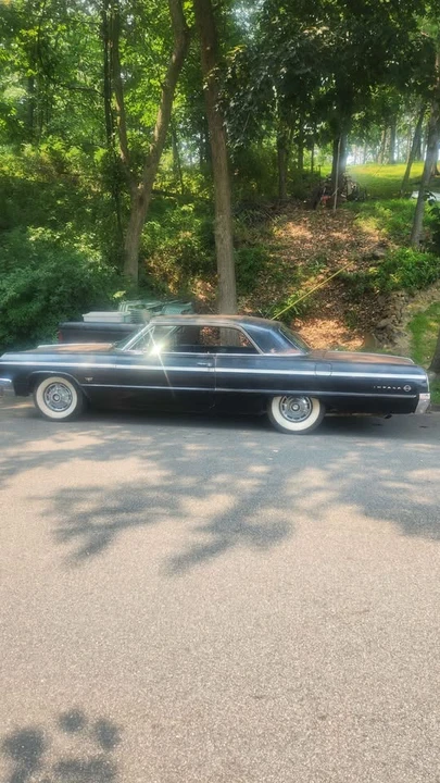 1964 Chevrolet Impala SS 3rd Gen - Image 2 of 5
