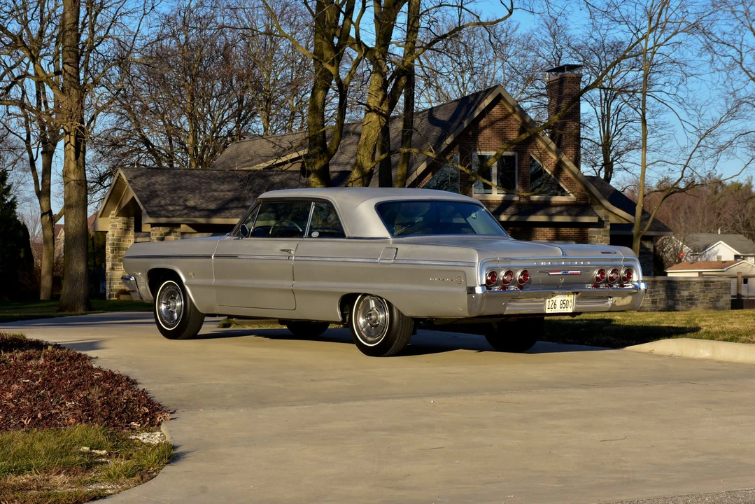 1964 Chevrolet Impala 3rd Gen - Image 15 of 31
