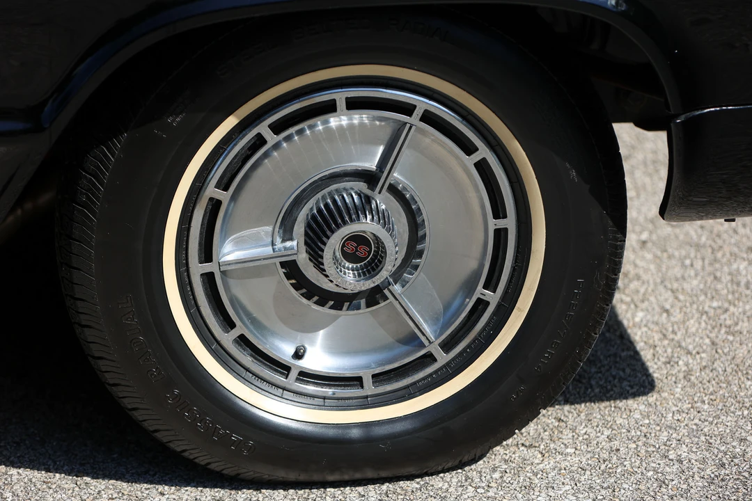 1964 Chevrolet Impala SS 3rd Gen - Image 24 of 31