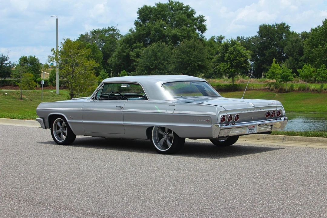 1964 Chevrolet Impala SS 3rd Gen - Image 4 of 31