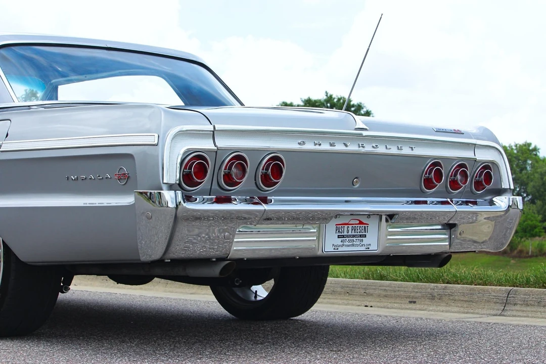 1964 Chevrolet Impala SS 3rd Gen - Image 27 of 31