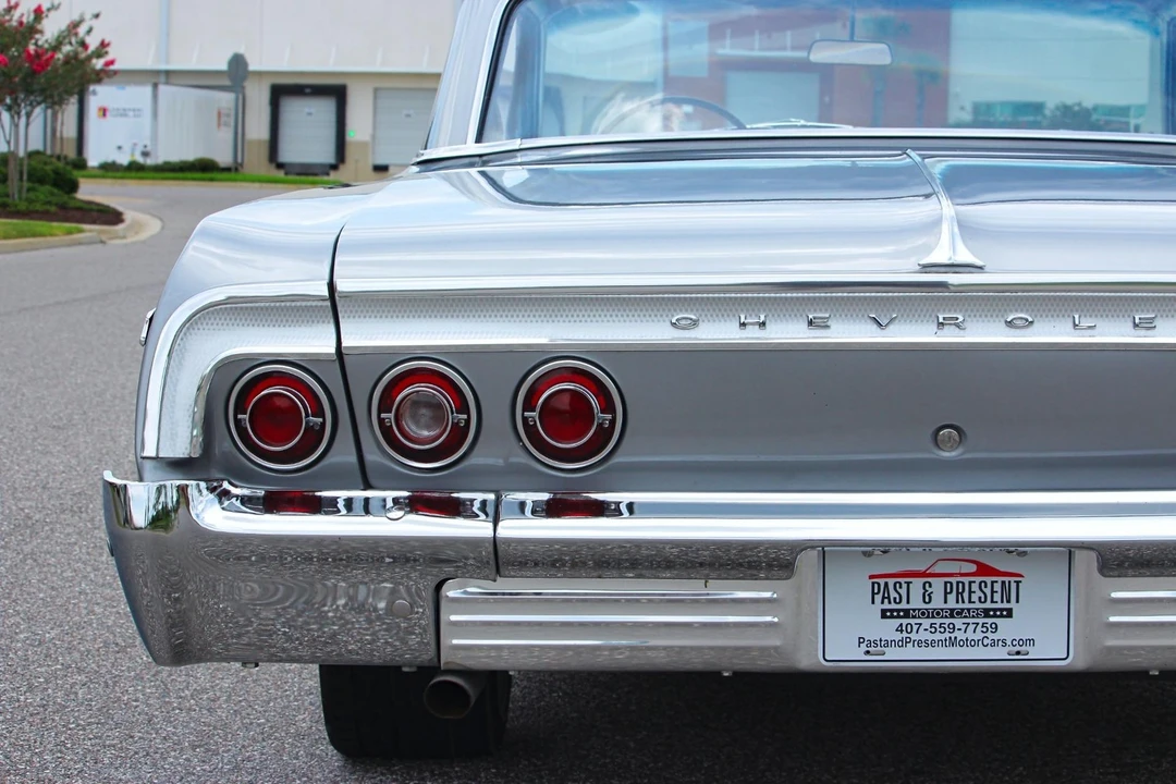 1964 Chevrolet Impala SS 3rd Gen - Image 25 of 31