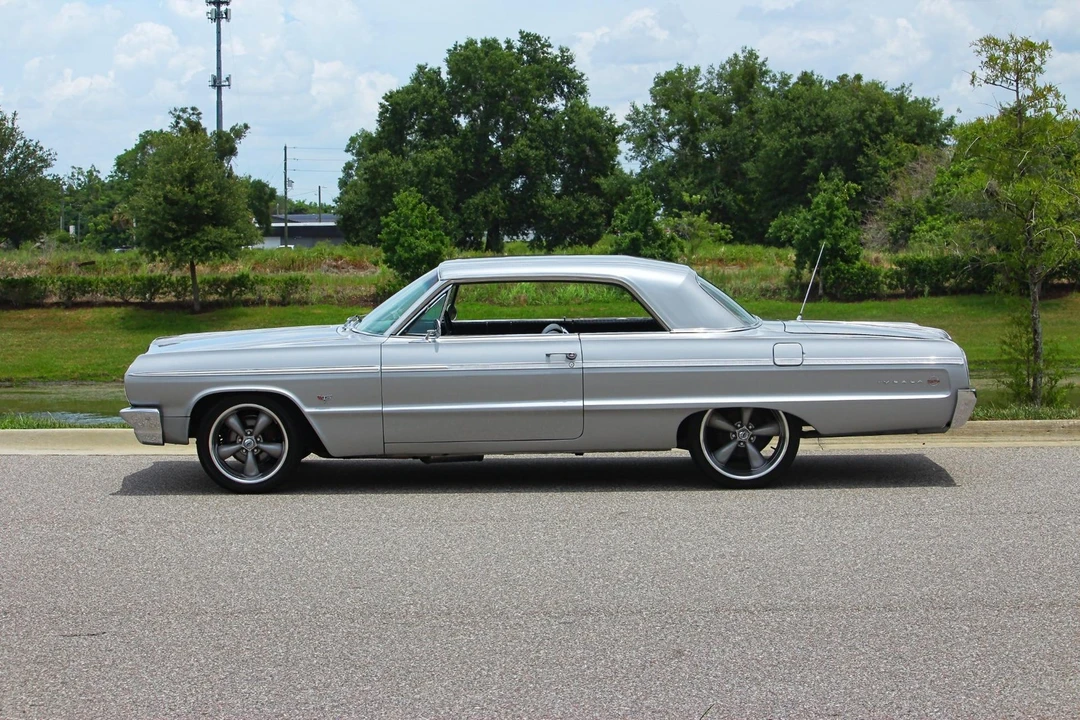 1964 Chevrolet Impala SS 3rd Gen - Image 2 of 31