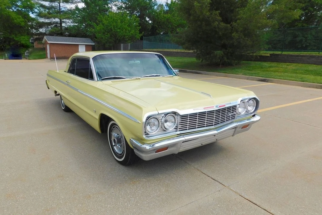 1964 Chevrolet Impala SS 3rd Gen - Image 4 of 31