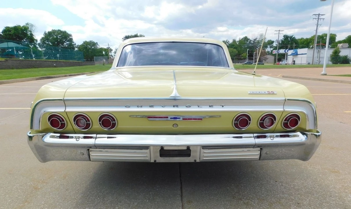 1964 Chevrolet Impala SS 3rd Gen - Image 28 of 31