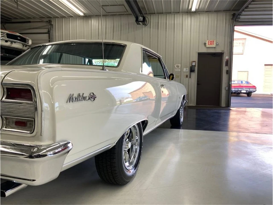 1964 Chevrolet Malibu - Image 9 of 31