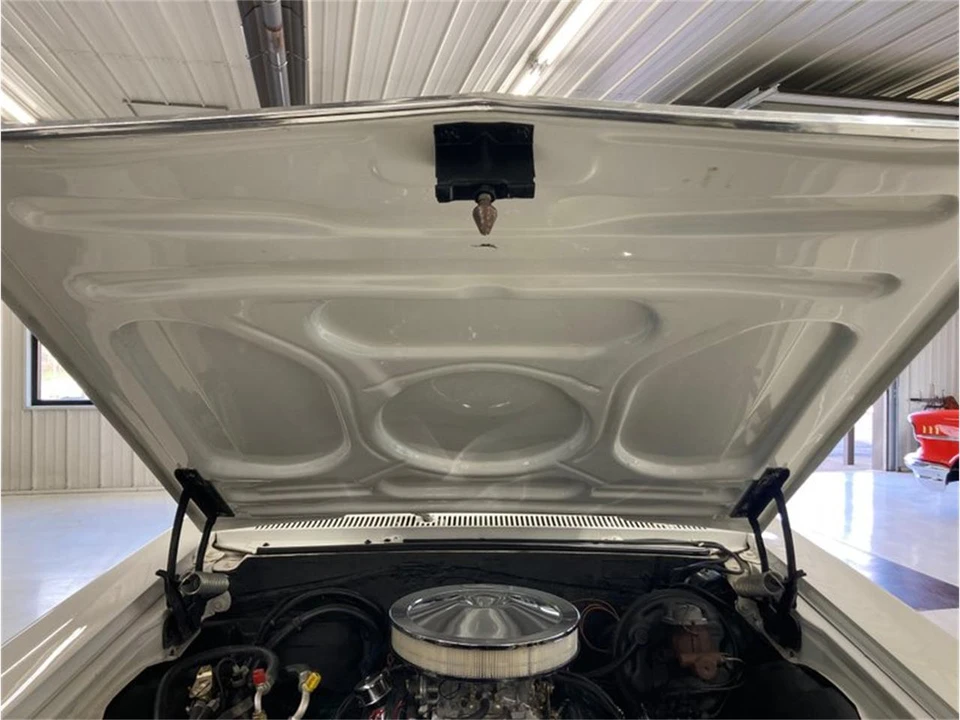 1964 Chevrolet Malibu - Image 22 of 31