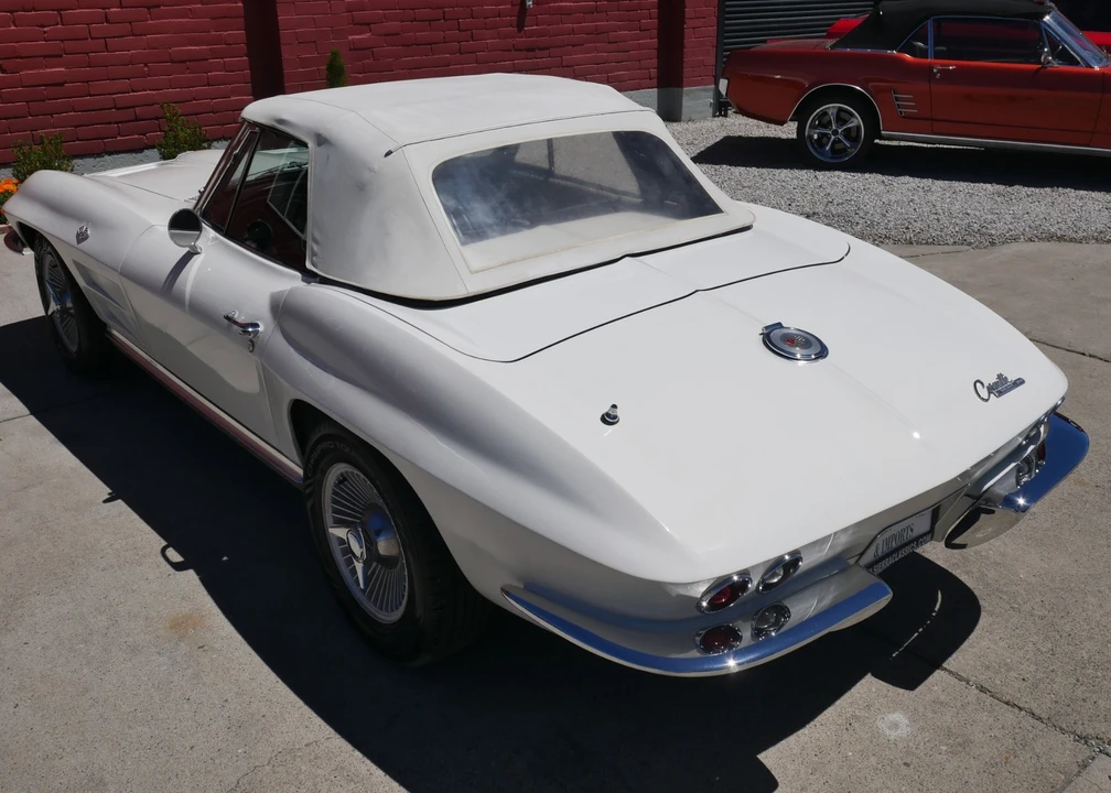 1964 Chevrolet Corvette C2 - Image 9 of 31