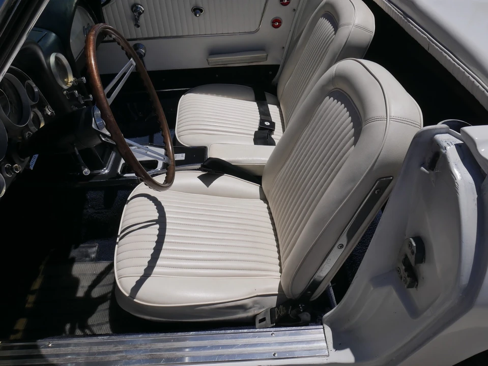 1964 Chevrolet Corvette C2 - Image 18 of 31