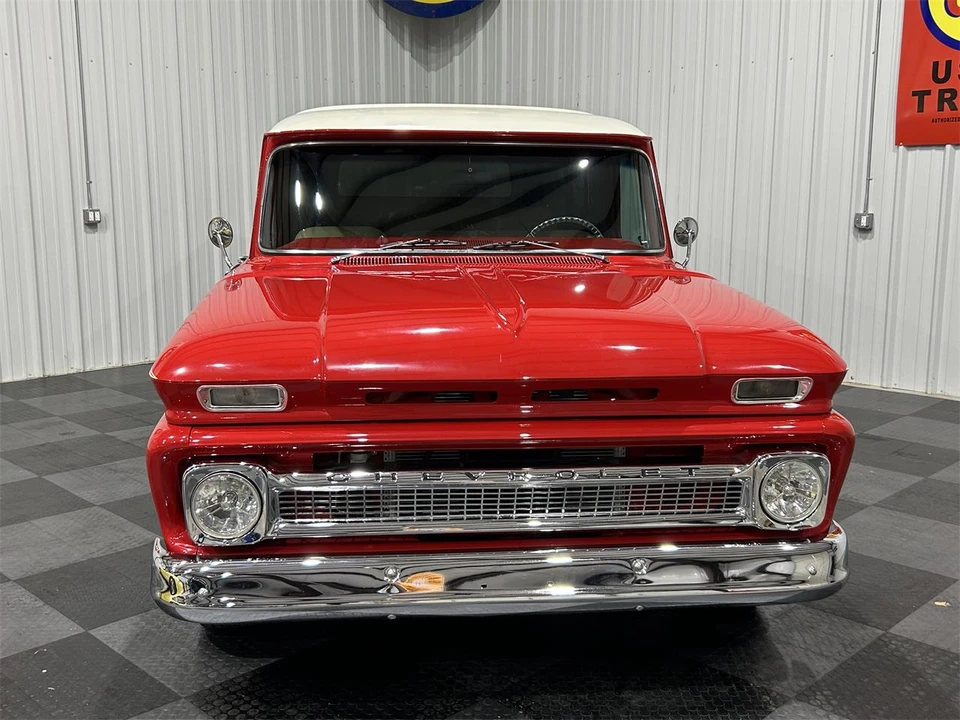 1964 Chevrolet Suburban 5th Gen - Image 4 of 20