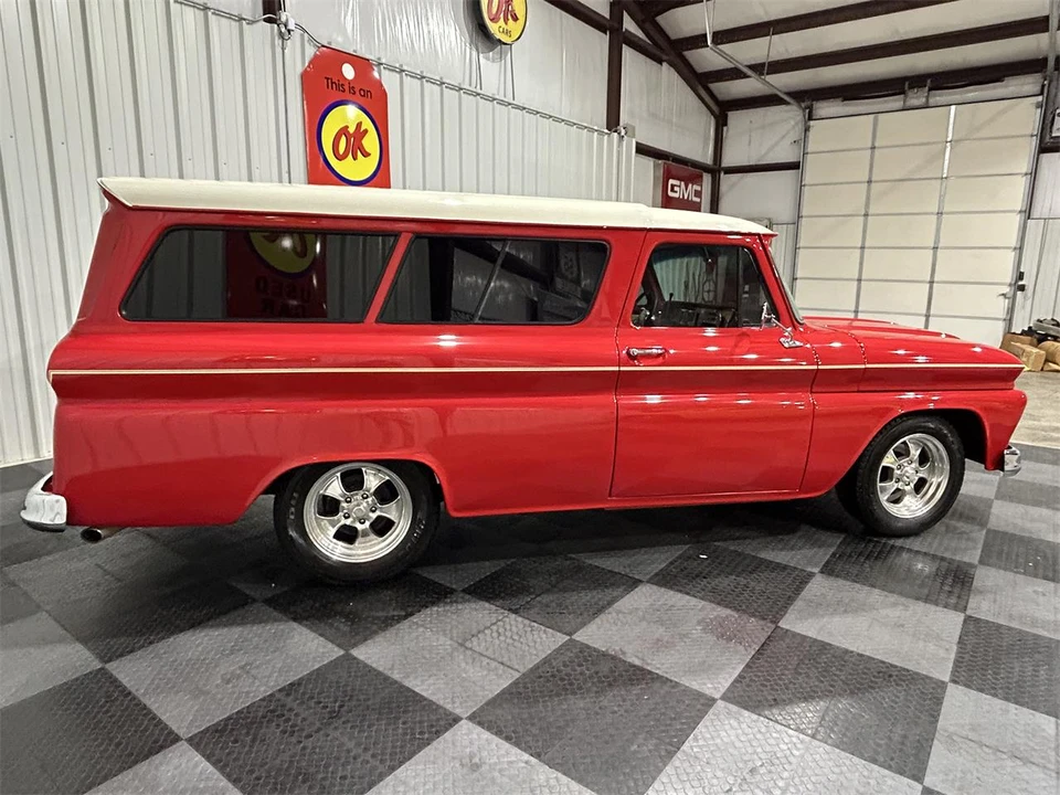 1964 Chevrolet Suburban 5th Gen - Image 8 of 20