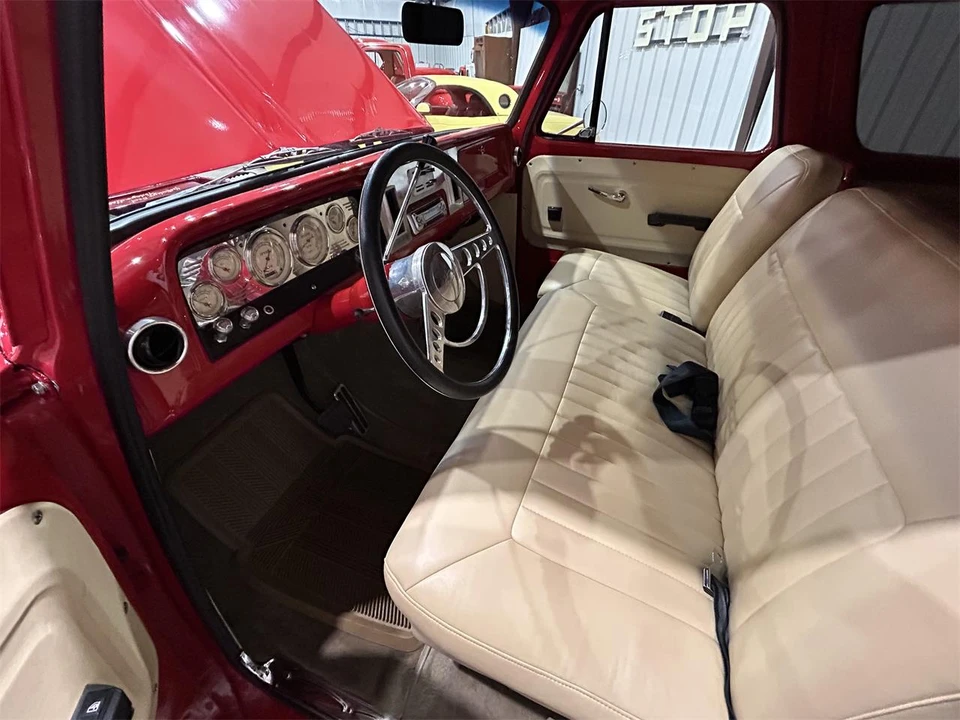 1964 Chevrolet Suburban 5th Gen - Image 13 of 20