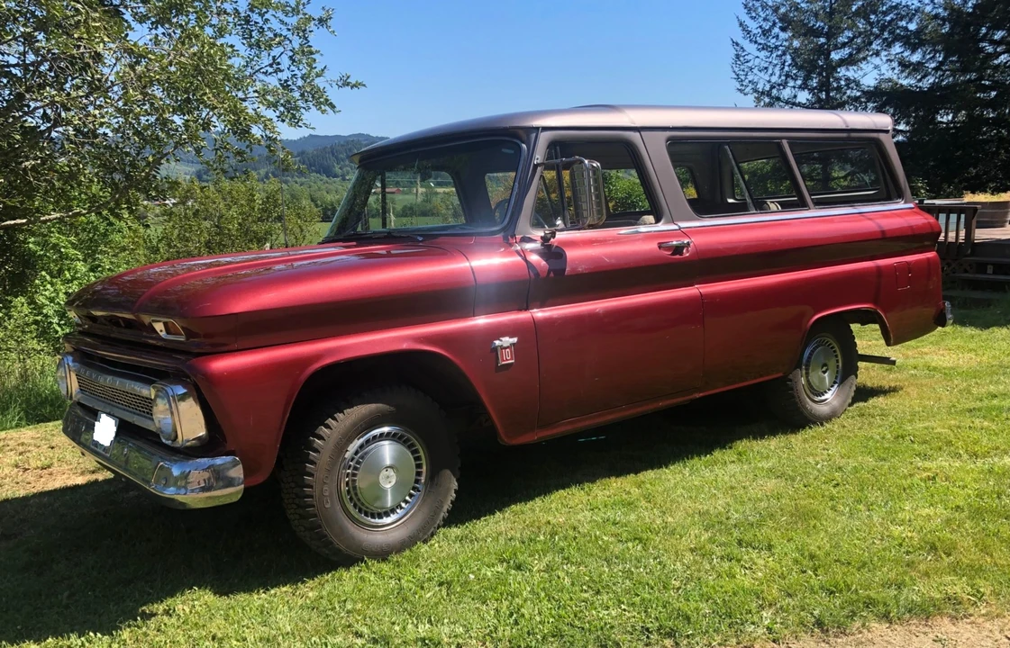 1964 Chevrolet Suburban 5th Gen - Image 3 of 31