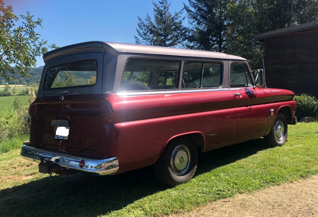 1964 Chevrolet Suburban 5th Gen - Image 10 of 31