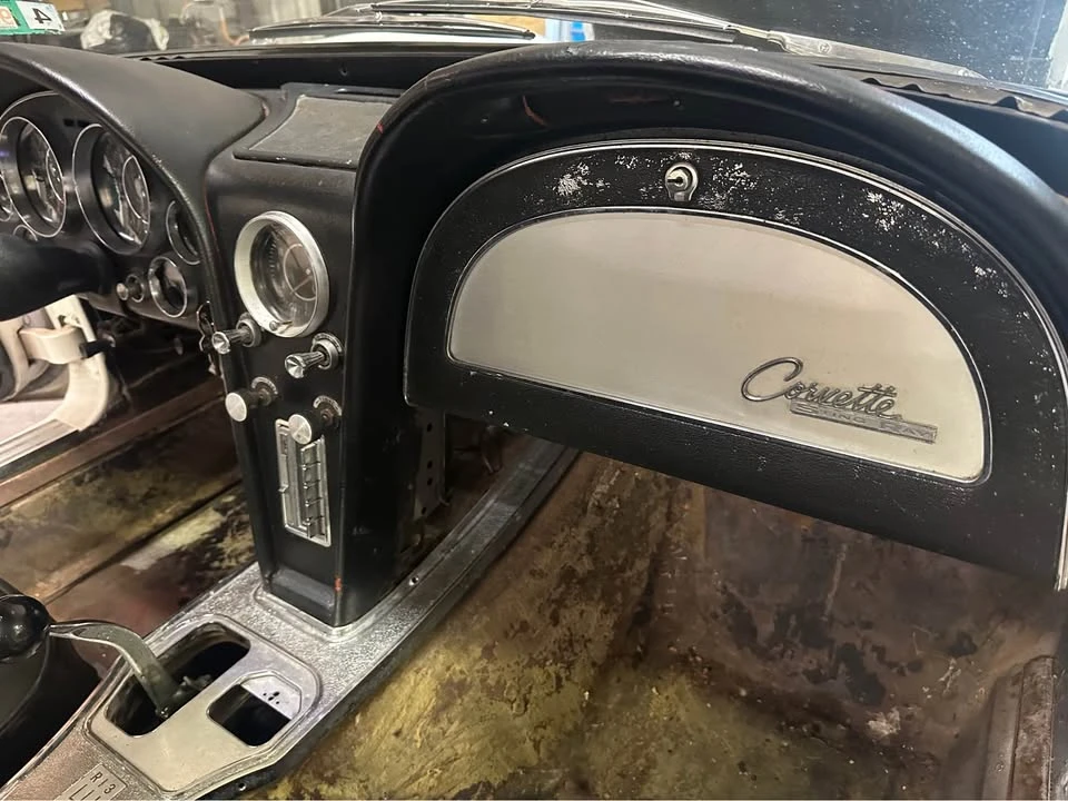 1964 Chevrolet Corvette C2 - Image 17 of 20