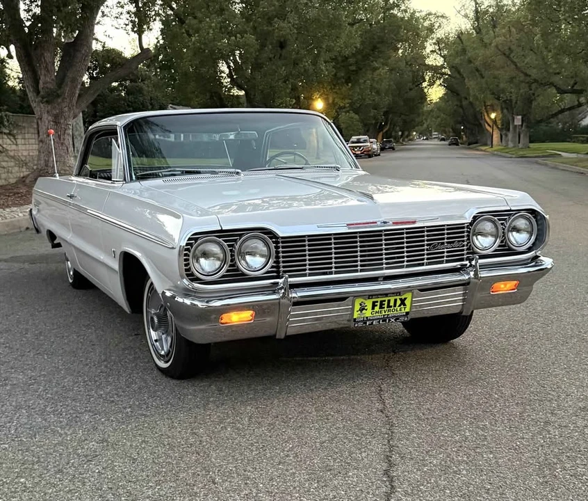 1964 Chevrolet Impala SS 3rd Gen - Image 5 of 10