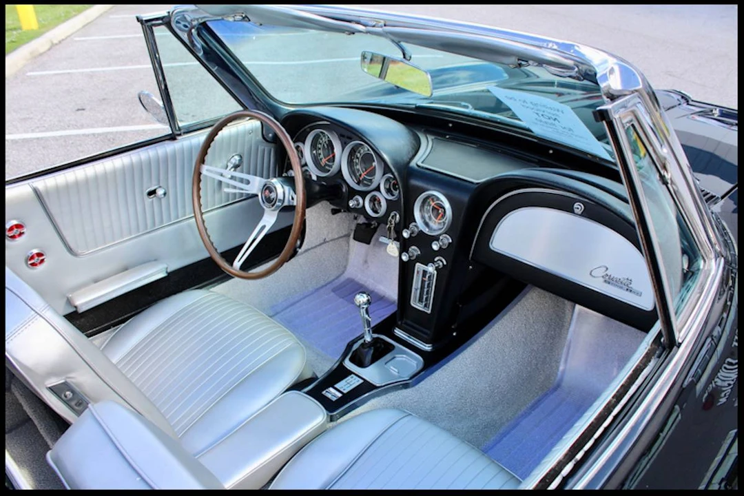 1964 Chevrolet Corvette C2 - Image 16 of 24