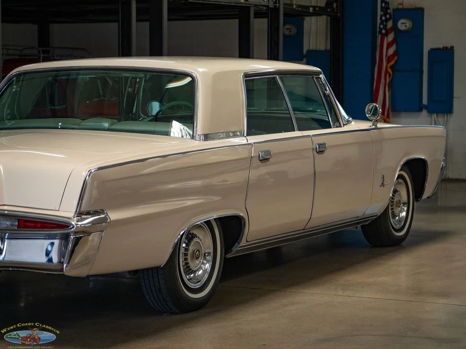 1964 Chrysler Imperial 2nd Gen - Image 30 of 31