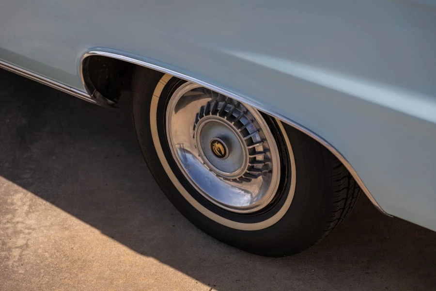 1964 Chrysler Imperial 2nd Gen - Image 14 of 30