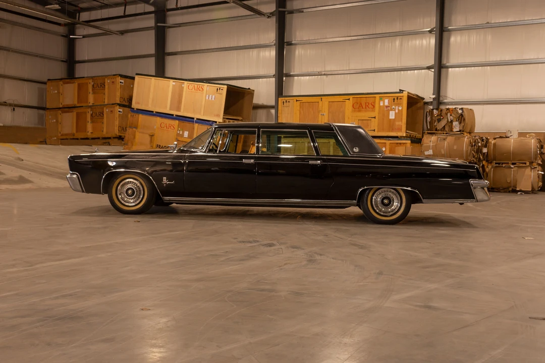 1964 Chrysler Imperial 2nd Gen - Image 20 of 29