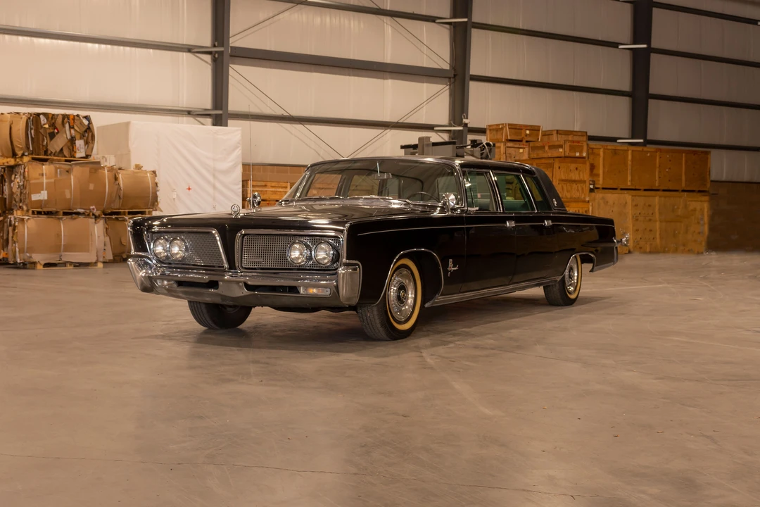 1964 Chrysler Imperial 2nd Gen - Image 28 of 29