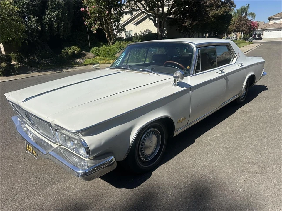 1964 Chrysler New Yorker - Image 6 of 31