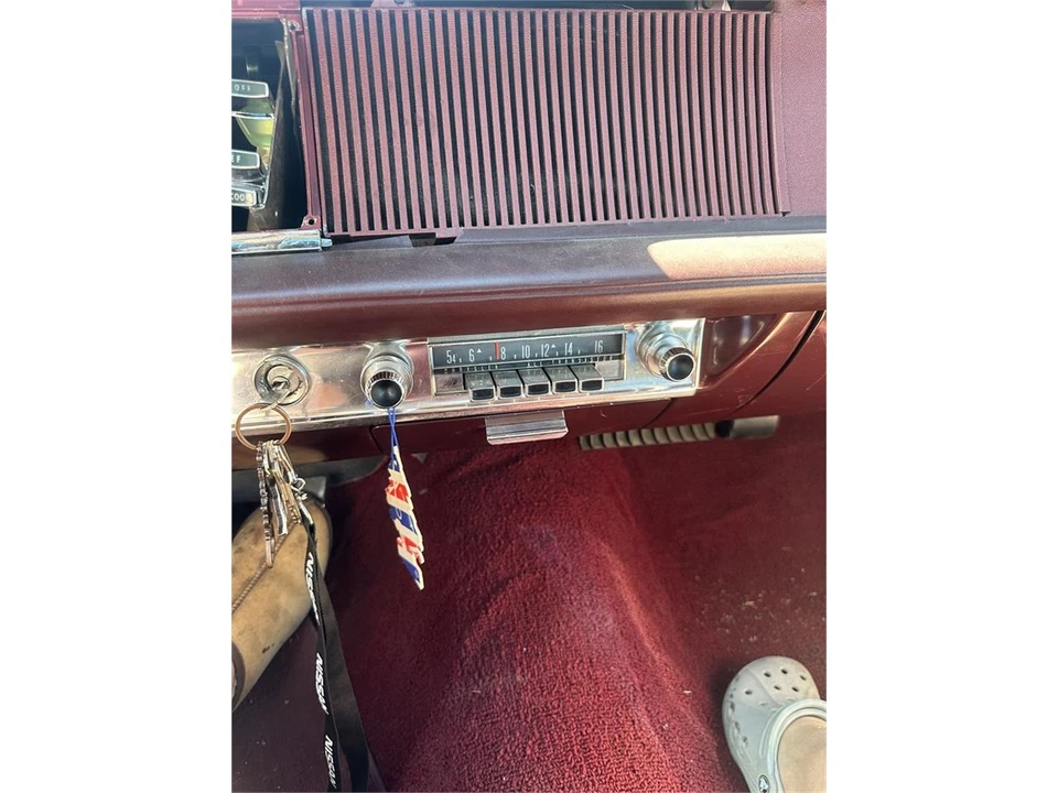 1964 Chrysler New Yorker - Image 25 of 31