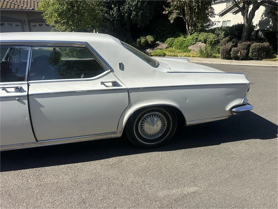 1964 Chrysler New Yorker - Image 18 of 31