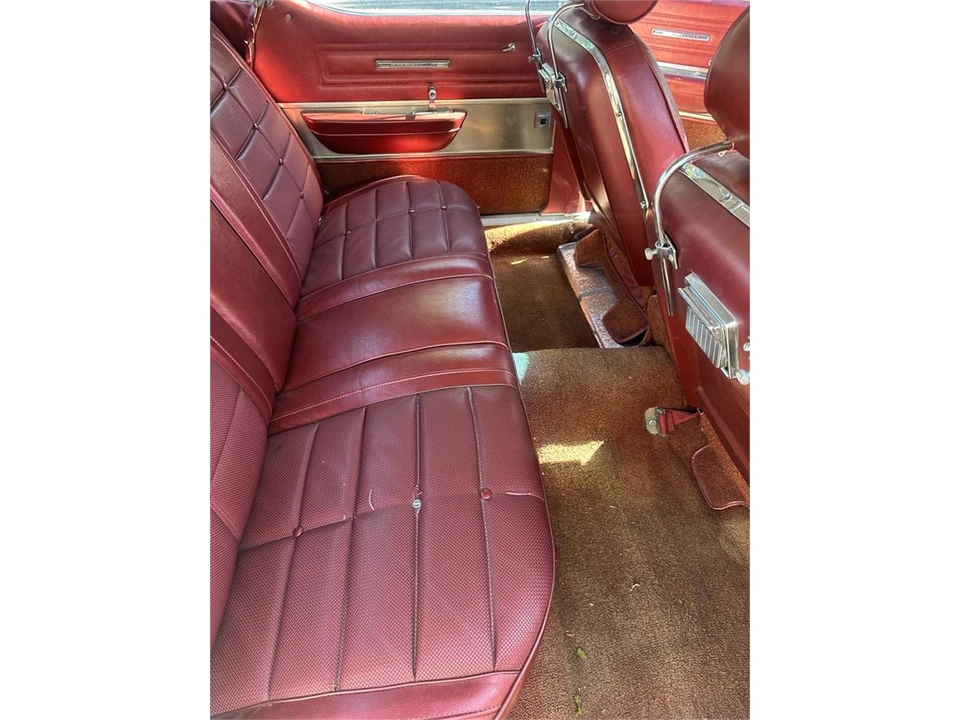 1964 Chrysler New Yorker - Image 28 of 31