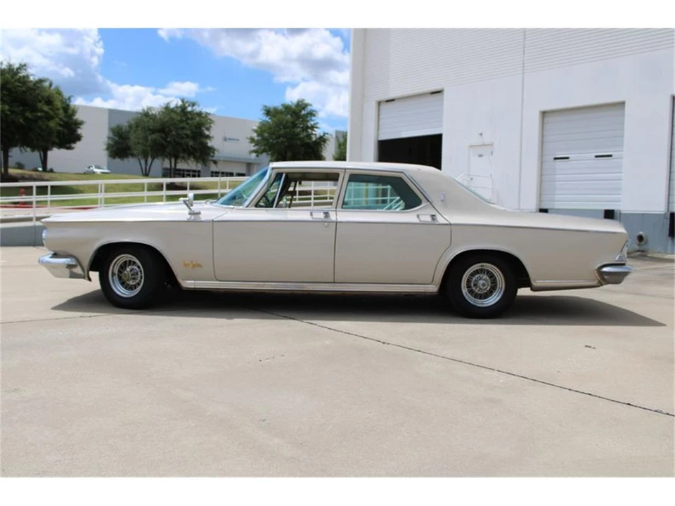 1964 Chrysler New Yorker - Image 6 of 31