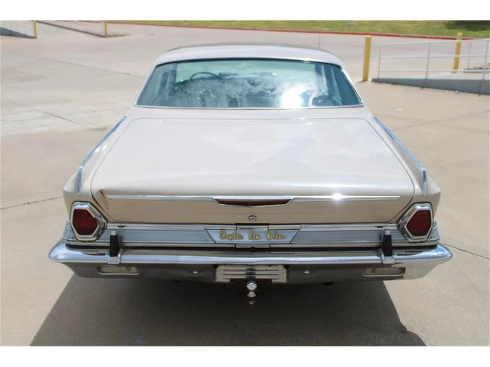 1964 Chrysler New Yorker - Image 11 of 31