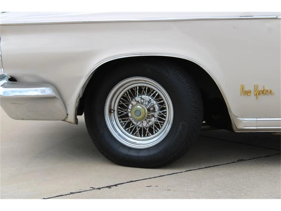 1964 Chrysler New Yorker - Image 27 of 31