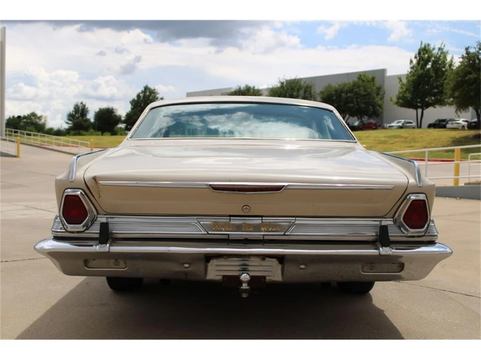 1964 Chrysler New Yorker - Image 12 of 31