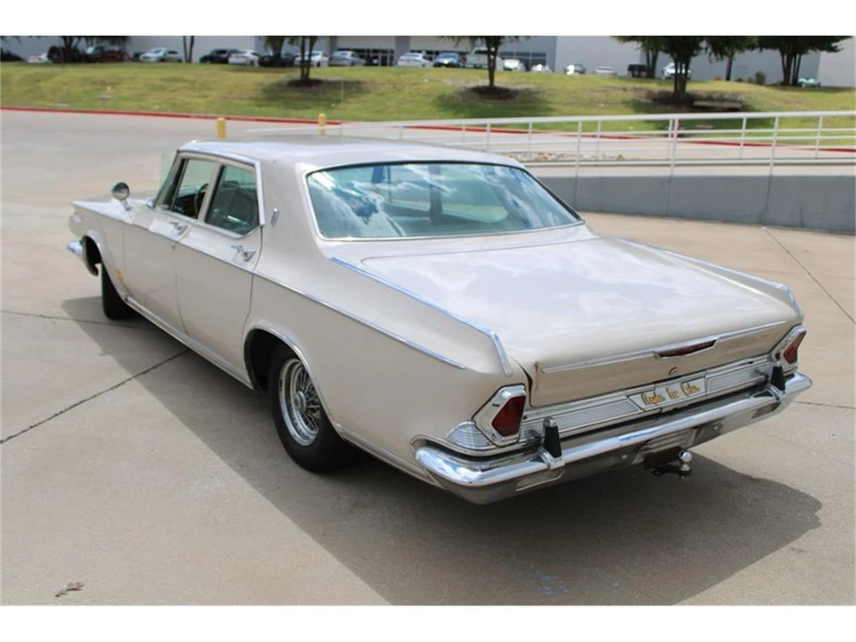 1964 Chrysler New Yorker - Image 8 of 31