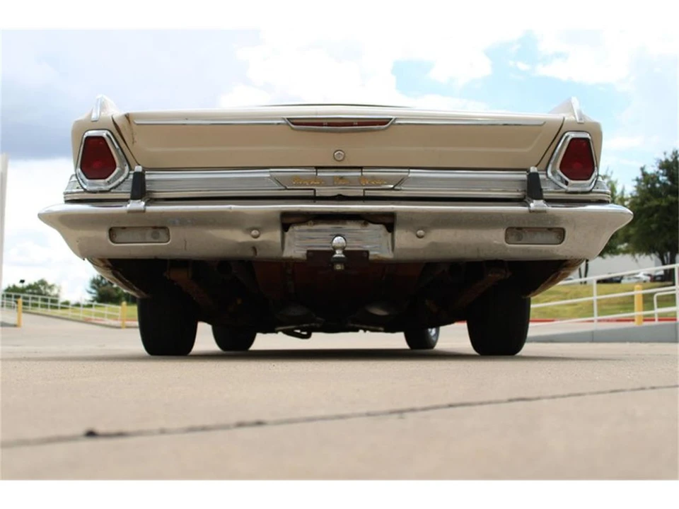 1964 Chrysler New Yorker - Image 13 of 31