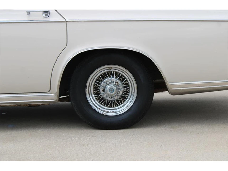 1964 Chrysler New Yorker - Image 30 of 31