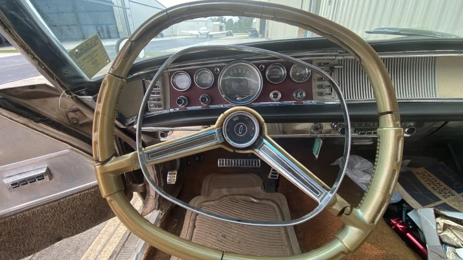 1964 Chrysler New Yorker - Image 5 of 12
