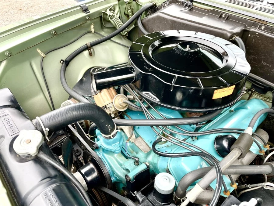 1964 Chrysler New Yorker - Image 8 of 22