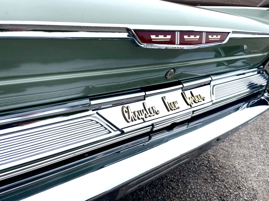 1964 Chrysler New Yorker - Image 11 of 22