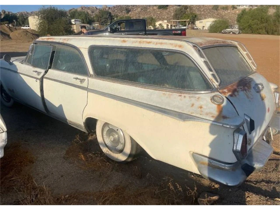 1964 Chrysler New Yorker - Image 5 of 12