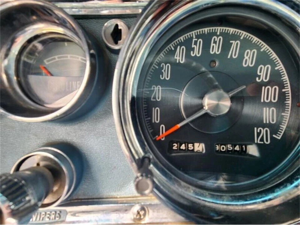 1964 Chrysler New Yorker - Image 3 of 13
