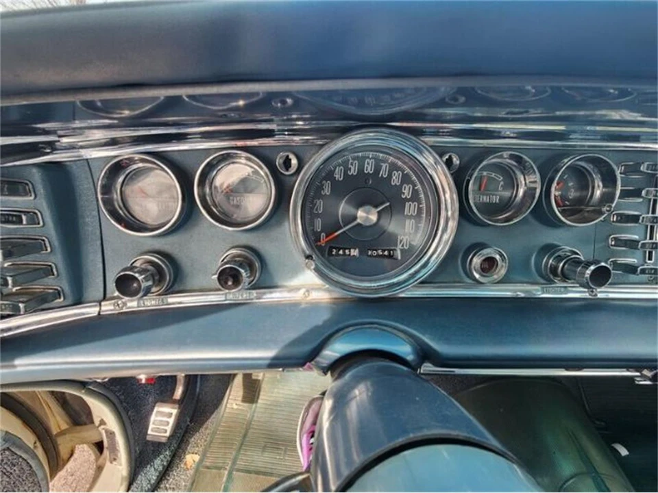 1964 Chrysler New Yorker - Image 4 of 13