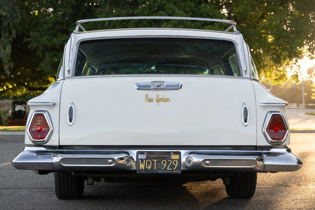 1964 Chrysler New Yorker - Image 11 of 31
