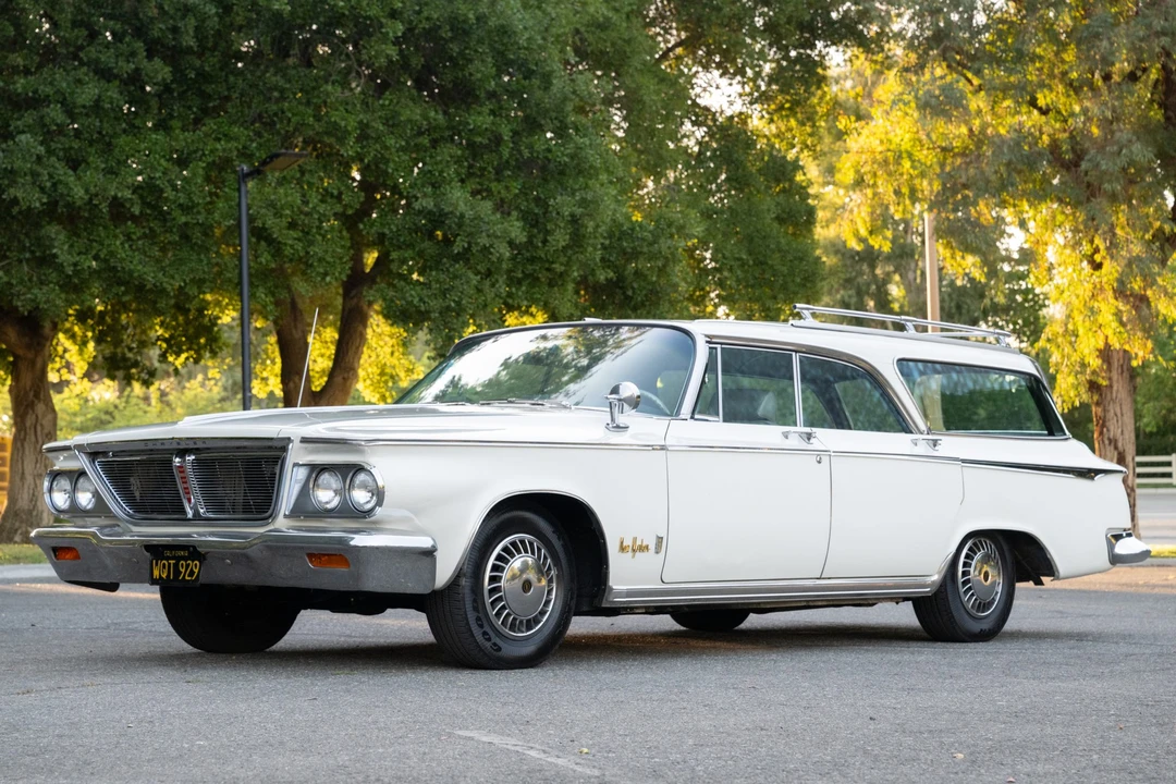 1964 Chrysler New Yorker - Image 2 of 31