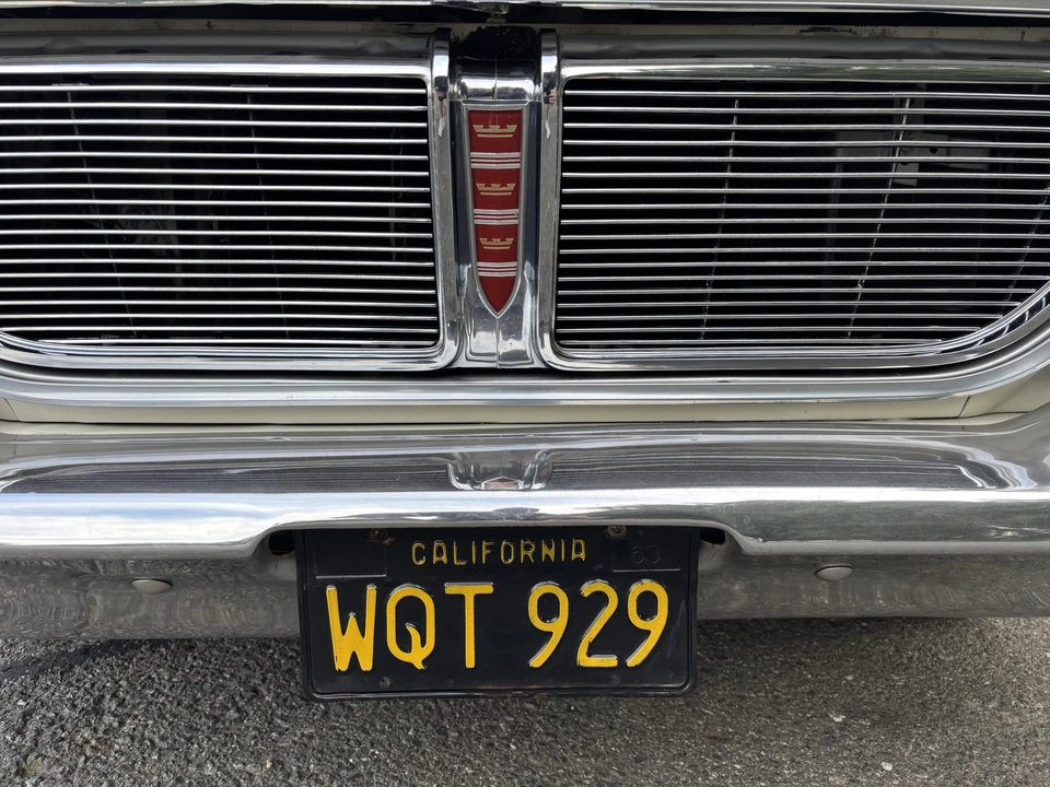 1964 Chrysler New Yorker - Image 23 of 31